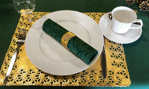 Beerdigungskaffee, gedeckte Kaffeetafel