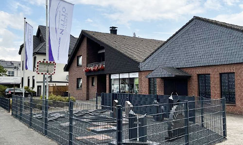 Bestattungshaus Edwin Otten (Bestattungsmeister) auf der Bahnhofstraße in 41844 Wegberg