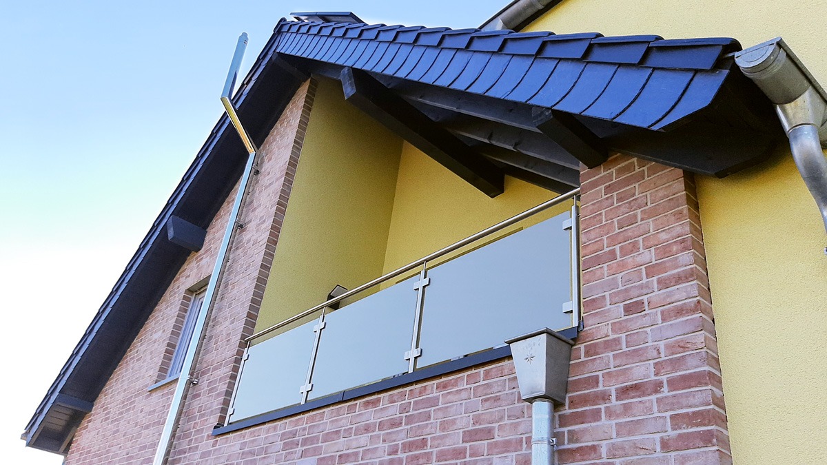 Seniorenwohnung in Wegberg Holtum / zwischen Erkelenz und Mönchengladbach. 64 qm 2 Zimmer und KDB mit Balkon | Aussenansicht Haus Margret